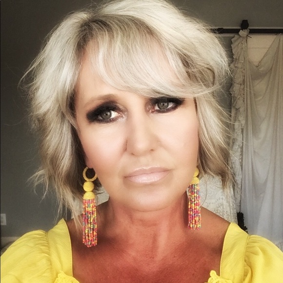 Meet your Posher, Andrea - Picture 1 of 1